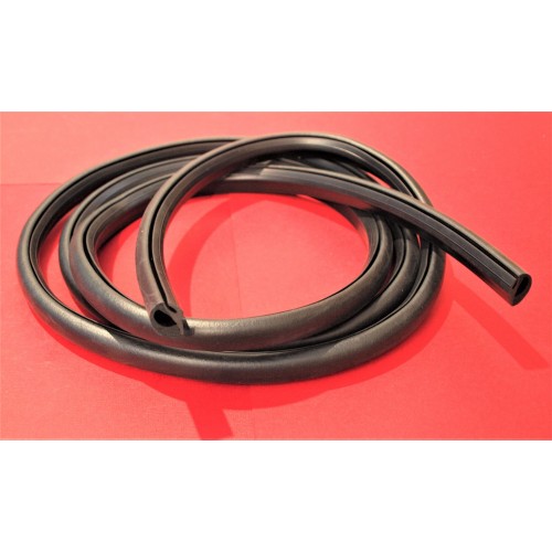 Classic Mini Rear Boot Rubber Seal 14A6584 Classic Mini Rear Boot Rubber Seal 14A6584