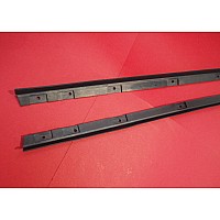 MGB Door Dropglass Window Weather Seal ( Waist Strip) Left & Right Hand Side   AHH6348-9-SetA