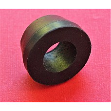 Morris Minor Clutch Relay Shaft Rubber Bush (Chassis end).   COM110