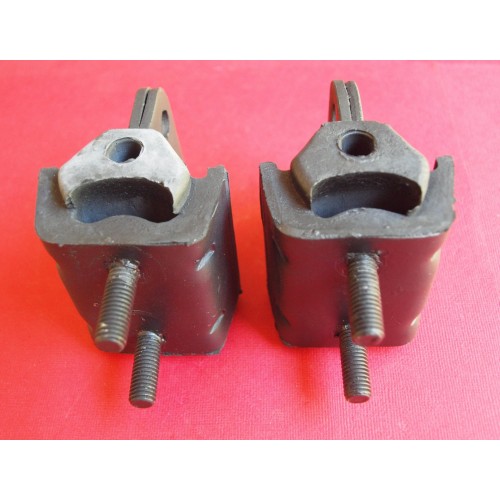 Rover SD1 Engine Mount Rubber (Pair) CRC2044-SetA