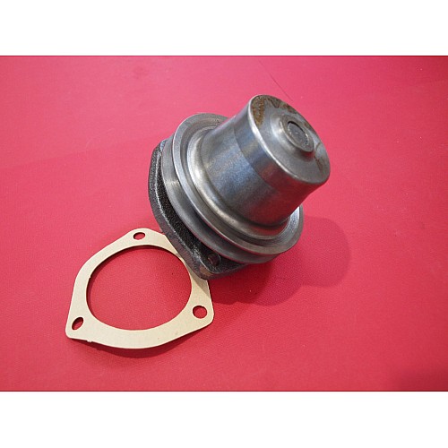 Water Pump - Triumph 6 Cylinder Engines with Pulley & Gasket GWP201 Water Pump - Triumph 6 Cylinder Engines with Pulley & Gasket GWP201