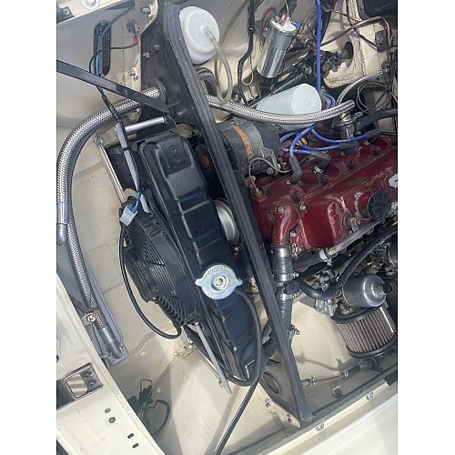 MGB Radiator and Bonnet Seal Per Meter AHH7205 SRS107EP MGB Radiator and Bonnet Seal Per Meter AHH7205 SRS107EP