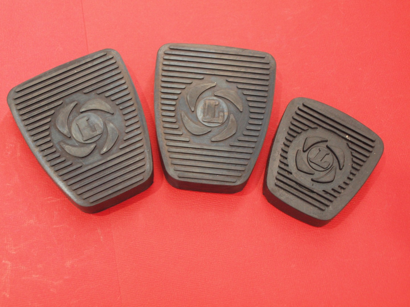 Triumph  Clutch and Brake & Accelerator Pedal Rubber (Sold as a Set) (Manual Transmission)  150879-SetA