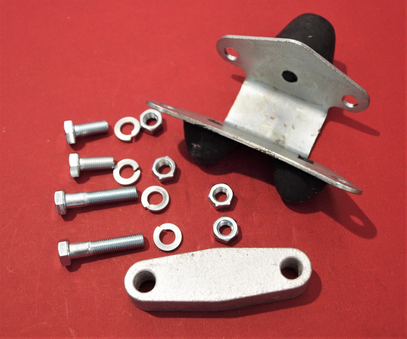 1 Pair Front Suspension Bump Stops For Chevrolet Silverado 2500 HD 3500 15835667