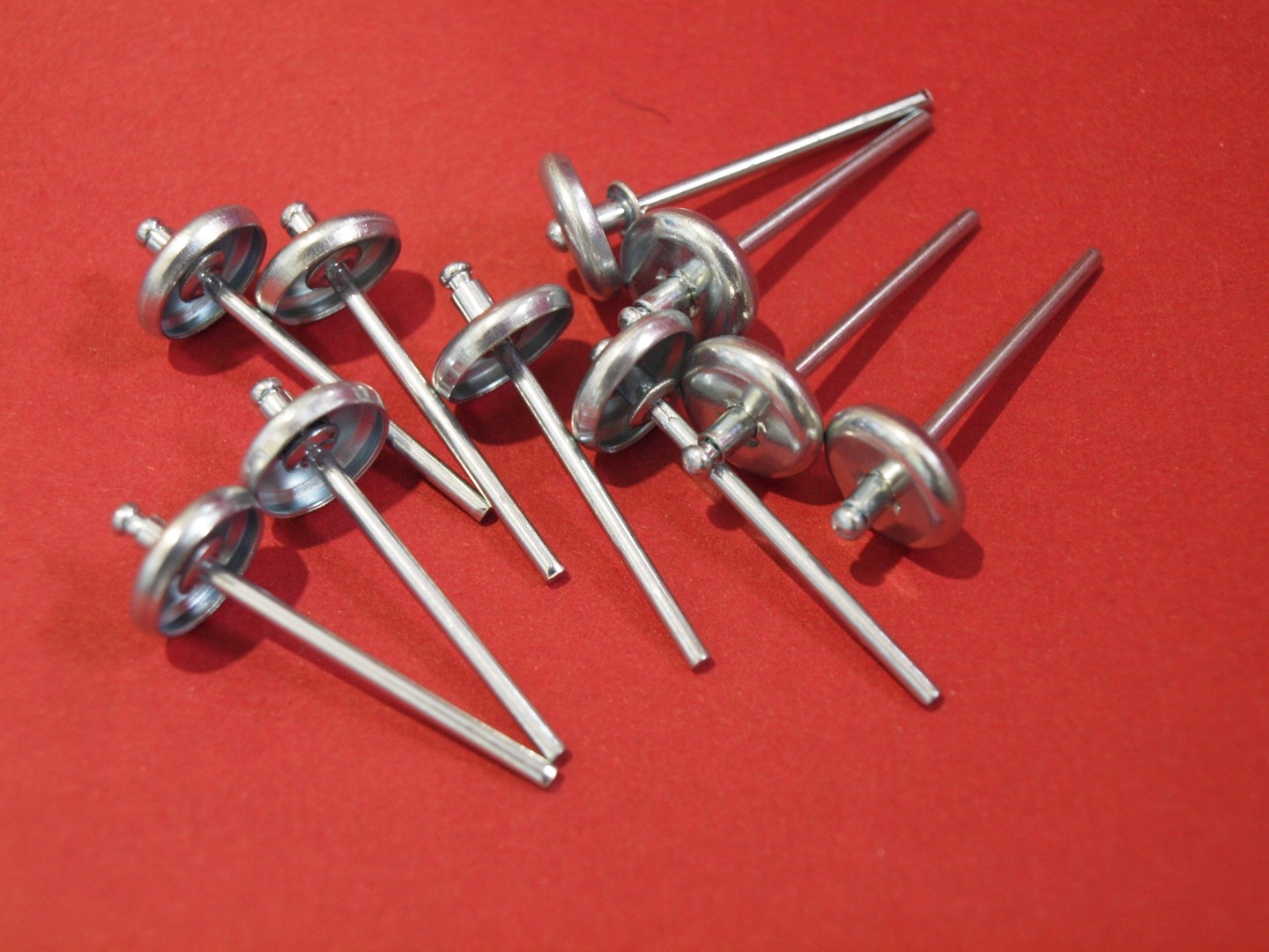 Round Tuckers Moulding Clip for 11.3mm Moulding Gap and 3.2mm Panel Hole (Pack 10) GHF1435-SetA