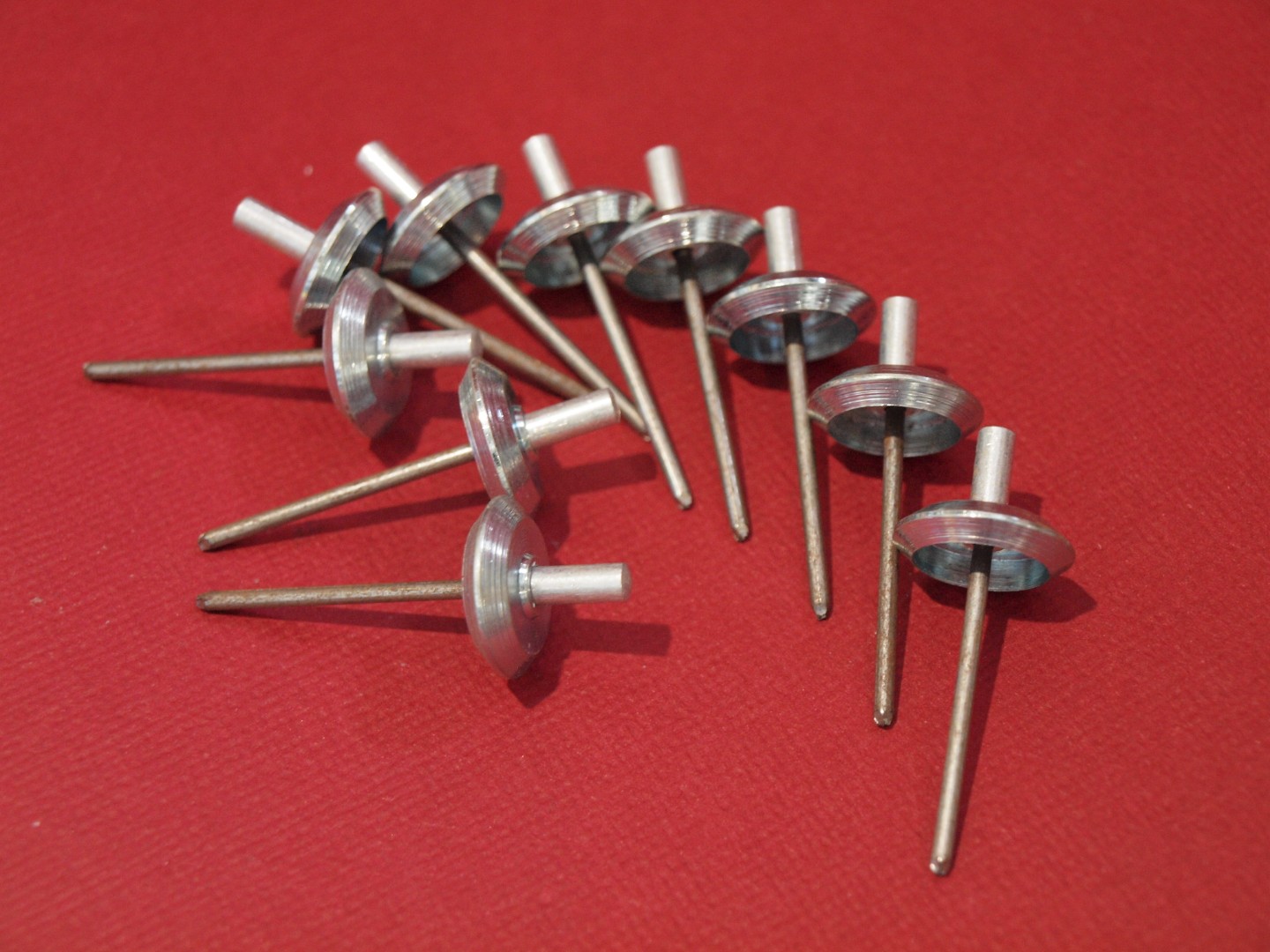 Round Tuckers Moulding Clip 14.2mm moulding 3.2mm hole  Pack of 10     GHF1437-SetA