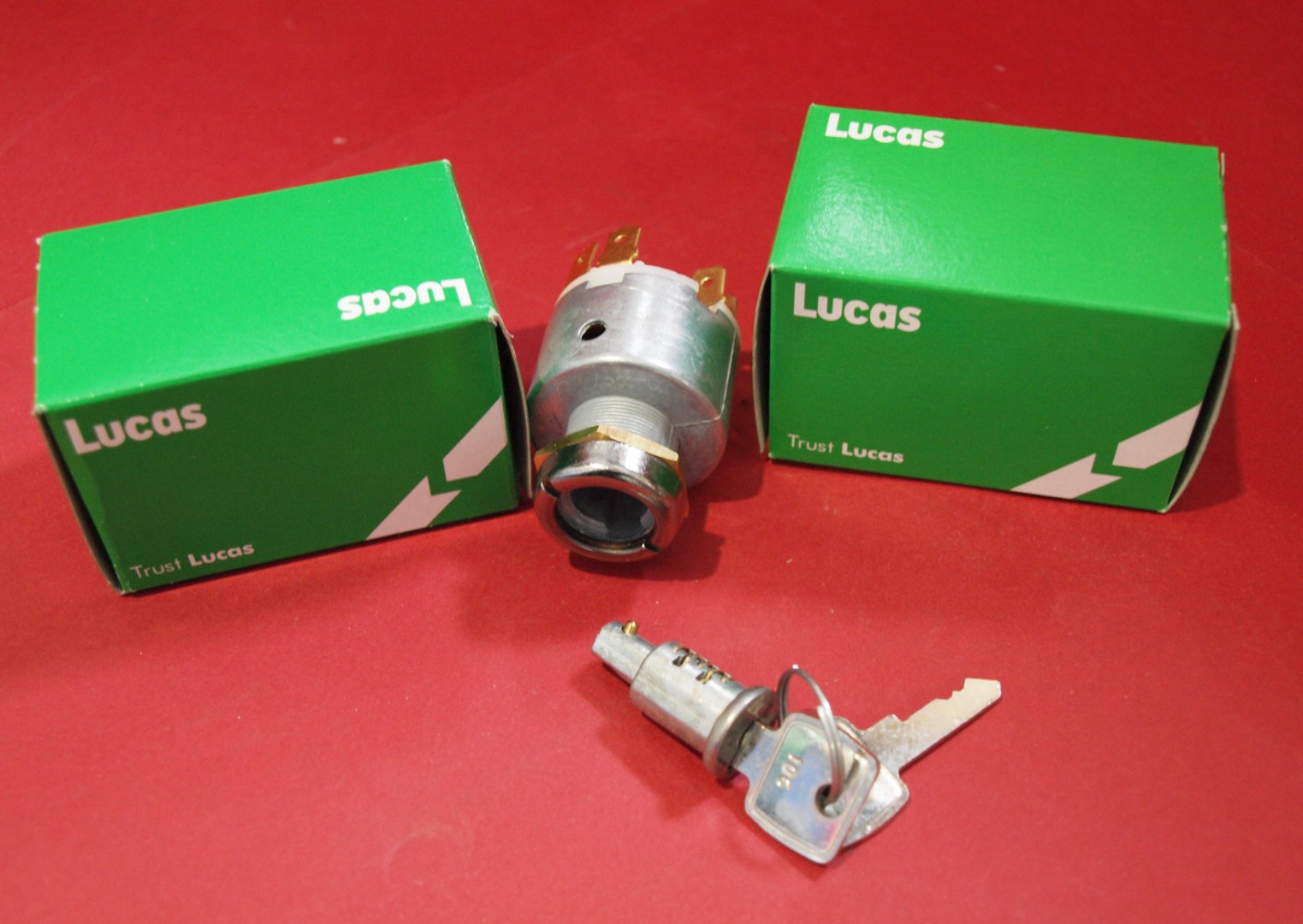 Dashboard Mount Ignition Switch Kit with Barrel & Keys Lucas (Four